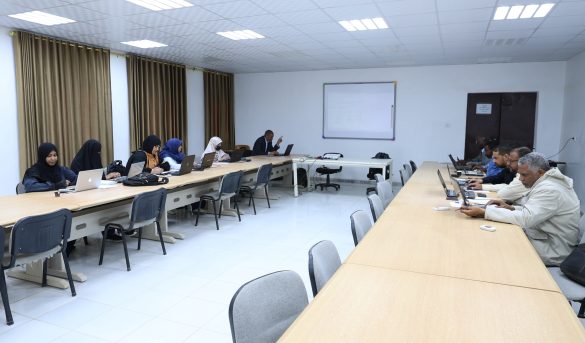 تطـوير المـهارات البحـثية.. تنفـيذ ورش عـمل تدريبـية بكلـية التمـريض