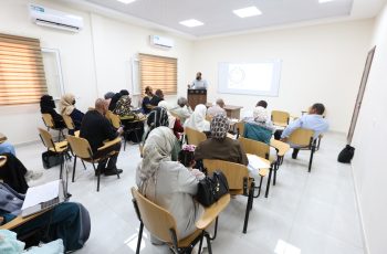  قسم علم النبات ينظم سيمنارا لعرض النتائج والخطط البحثية لطلبة الدراسات العليا.