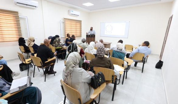  قسم علم النبات ينظم سيمنارا لعرض النتائج والخطط البحثية لطلبة الدراسات العليا.