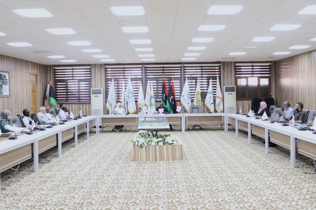 وكلاء الشؤون العلمية بكليات الجامعة يعقدون اجتماعهم الدوري الخامس للعام (2026م).
