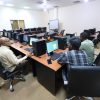 تنفيذ دورة "مهارات استخدام الحاسوب والإنترنت" لموظفين الجامعة
