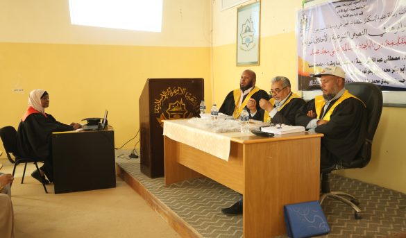  مناقشة رسالة ماجستير بعنوان (الوسطية وأثرها في النصوص الشرعية (الأخلاق أنموذجًا).
