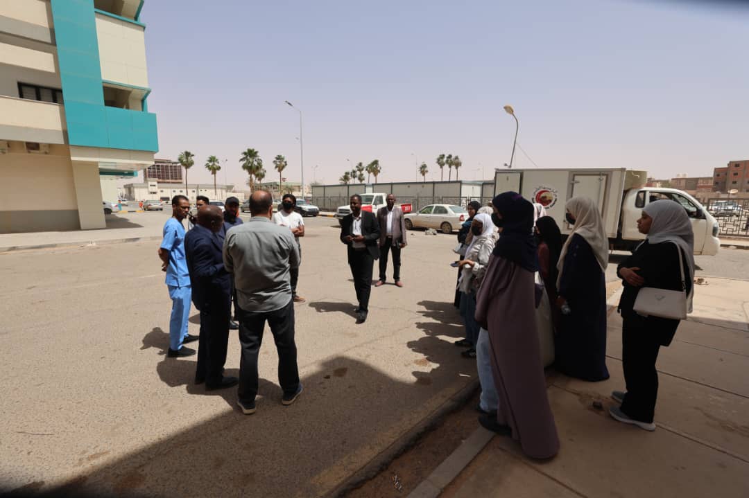  طــلاب قـسم الهنـدسة المعـمارية يـزورون مركــز ســبها الطـبي .
