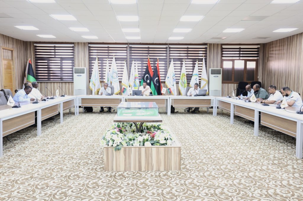 اجتـماع موسـع لمـركز البحـوث والاستشـارات والدراسـات العلمـية بالجــامعة . - جامعة سبها | Sebha University اجتـماع موسـع لمـركز البحـوث والاستشـارات والدراسـات العلمـية بالجــامعة .