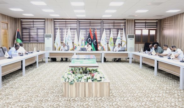 اجتـماع موسـع لمـركز البحـوث والاستشـارات والدراسـات العلمـية بالجــامعة . - جامعة سبها | Sebha University اجتـماع موسـع لمـركز البحـوث والاستشـارات والدراسـات العلمـية بالجــامعة .