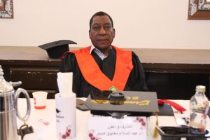  مناقشة رسـالة علمـية فـي قسـم عـلم الكيمـياء بجامعــة سبـها .