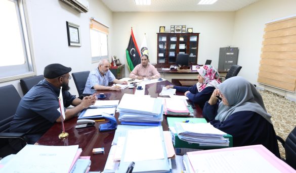 لجـنة شـؤون الموظفـين تعـقد اجتمـاعها الدوري السـابع لعـام (2026م).