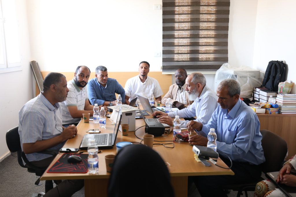 لجـنة متابـعة المجـلات العلـمية تعـقد اجتـماعاً لبـحث الصعـوبات الفنـية وتطـوير الأداء - جامعة سبها | Sebha University لجـنة متابـعة المجـلات العلـمية تعـقد اجتـماعاً لبـحث الصعـوبات الفنـية وتطـوير الأداء