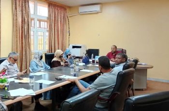 مجلـس كلـية الزراعـة يعـقد اجتمـاعه الـدوري لمـناقشة عـدد من الملفـات الأكاديمـية والإداريـة .