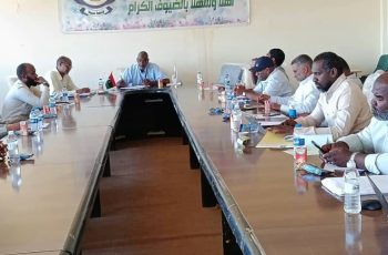 مجلـس كلـية التربـية بالغريـفة يعـقد اجتـماعه الـدوري السـادس للعــام (2026م).